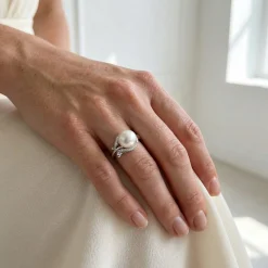 Akoya Pearl & Diamond Willow Ring