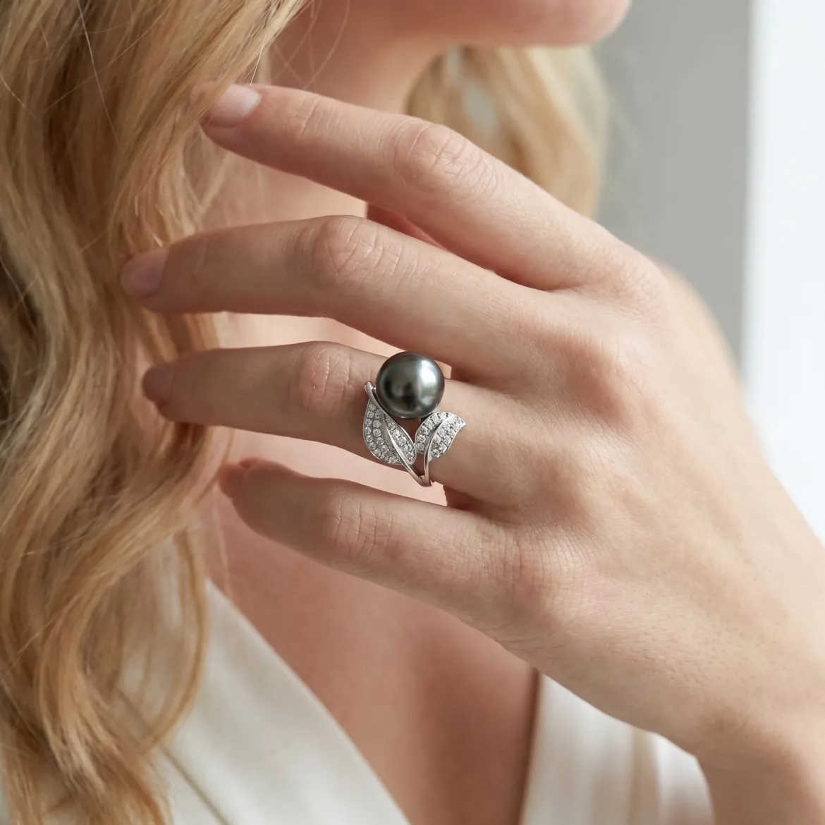 Black Tahitian Pearl & Diamond Hazakura Ring