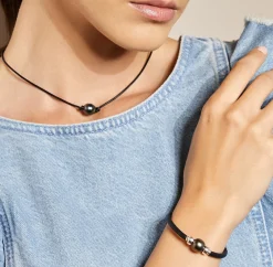 Black Tahitian Round Pearl on Rubber Poe Rava Bracelet