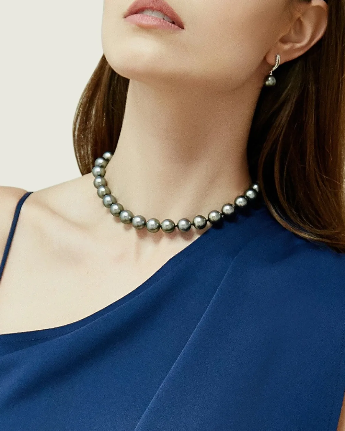Bright Silver Tahitian True Round Pearl Necklace, 8.0-10.0mm - AAAA Quality