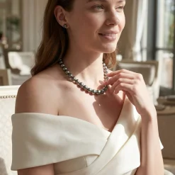 Dark Round Tahitian Pearl Necklace, 12.0-14.0mm - AAA Quality