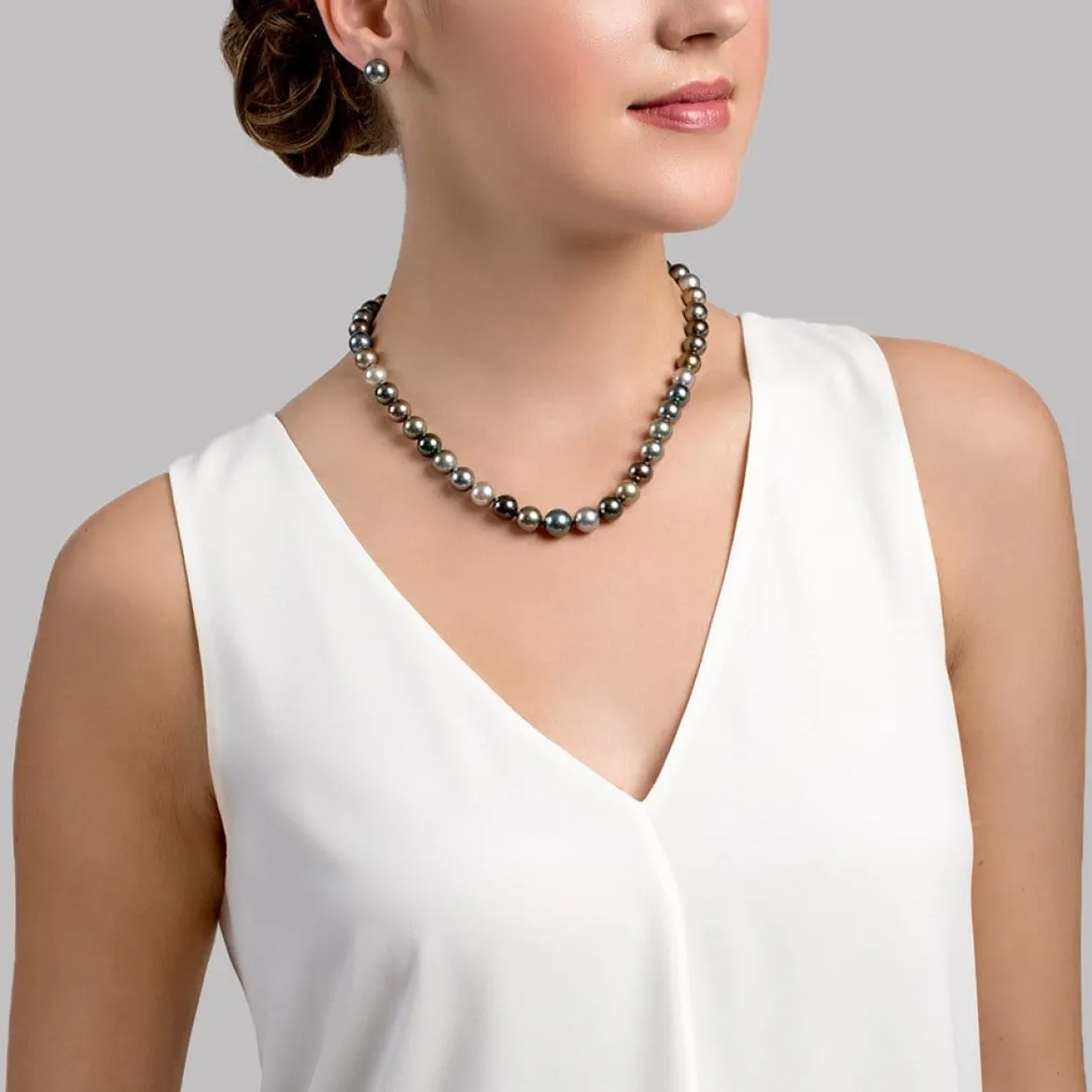 Multi-Color True Round Tahitian Pearl Necklace, 8.0-10.0mm - AAAA Quality