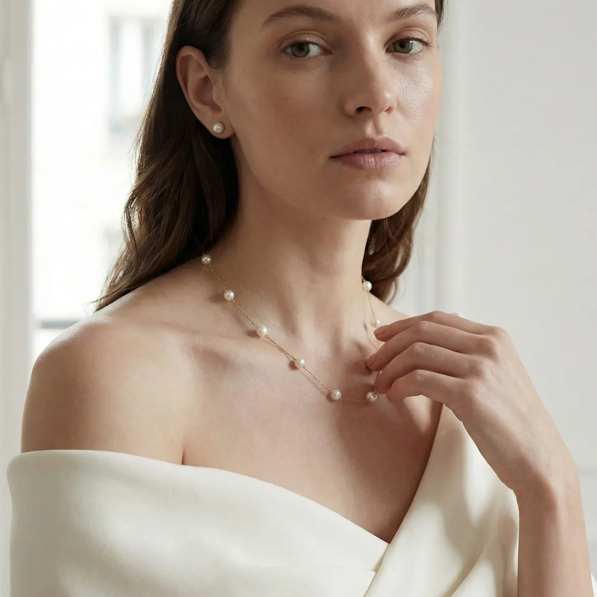 White Japanese Akoya Pearl Tin Cup Necklace - AAA Quality
