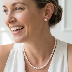 White Japanese Hanadama Akoya Pearl Necklace, 7.0-7.5mm