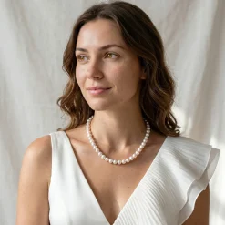 White Japanese Hanadama Akoya Pearl Necklace, 9.0-9.5mm