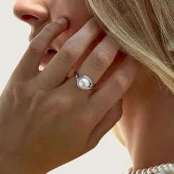 White South Sea Pearl & Diamond Spirit Ring